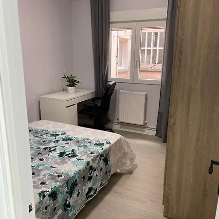 Centro De Con Acceso Domotizado Y Buenos Acabados Gijón