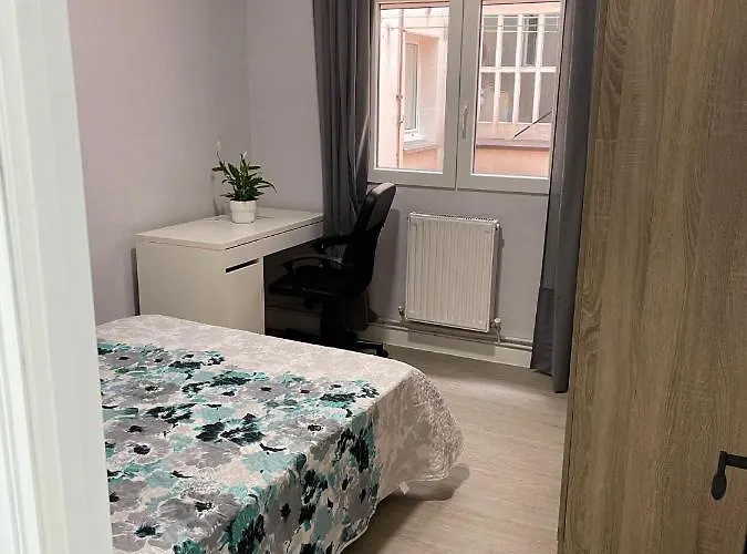 Centro De Con Acceso Domotizado Y Buenos Acabados Gijón