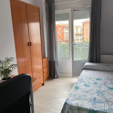 Centro De Con Acceso Domotizado Y Buenos Acabados Apartman *