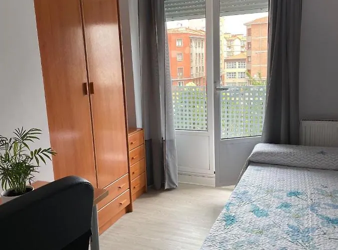 Centro De Con Acceso Domotizado Y Buenos Acabados Apartman *